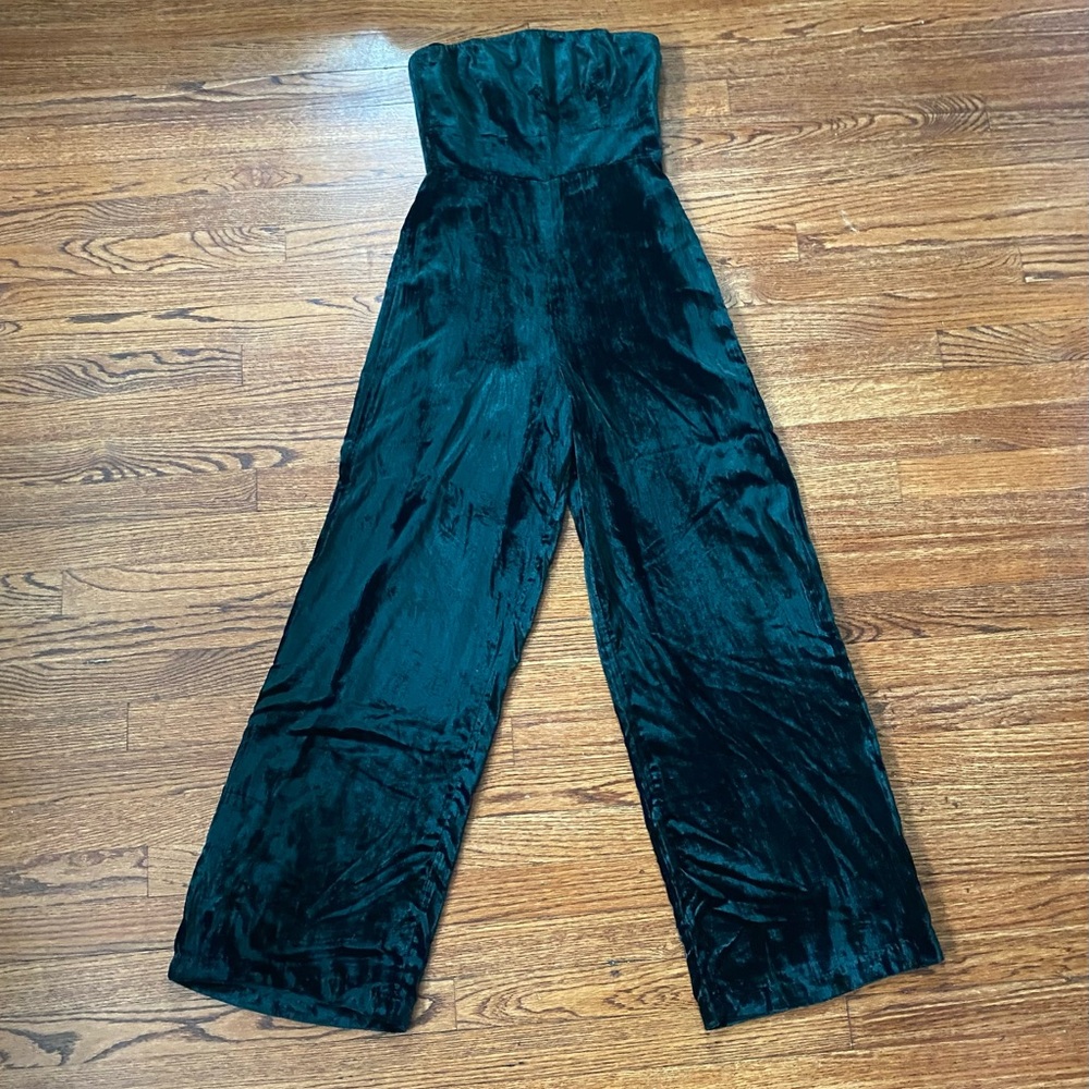 Line & Dot Velvet Jumpsuit in Deep Green